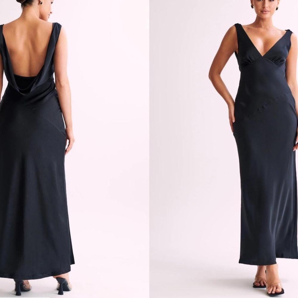 Meshki Elegant Black Evening Gown